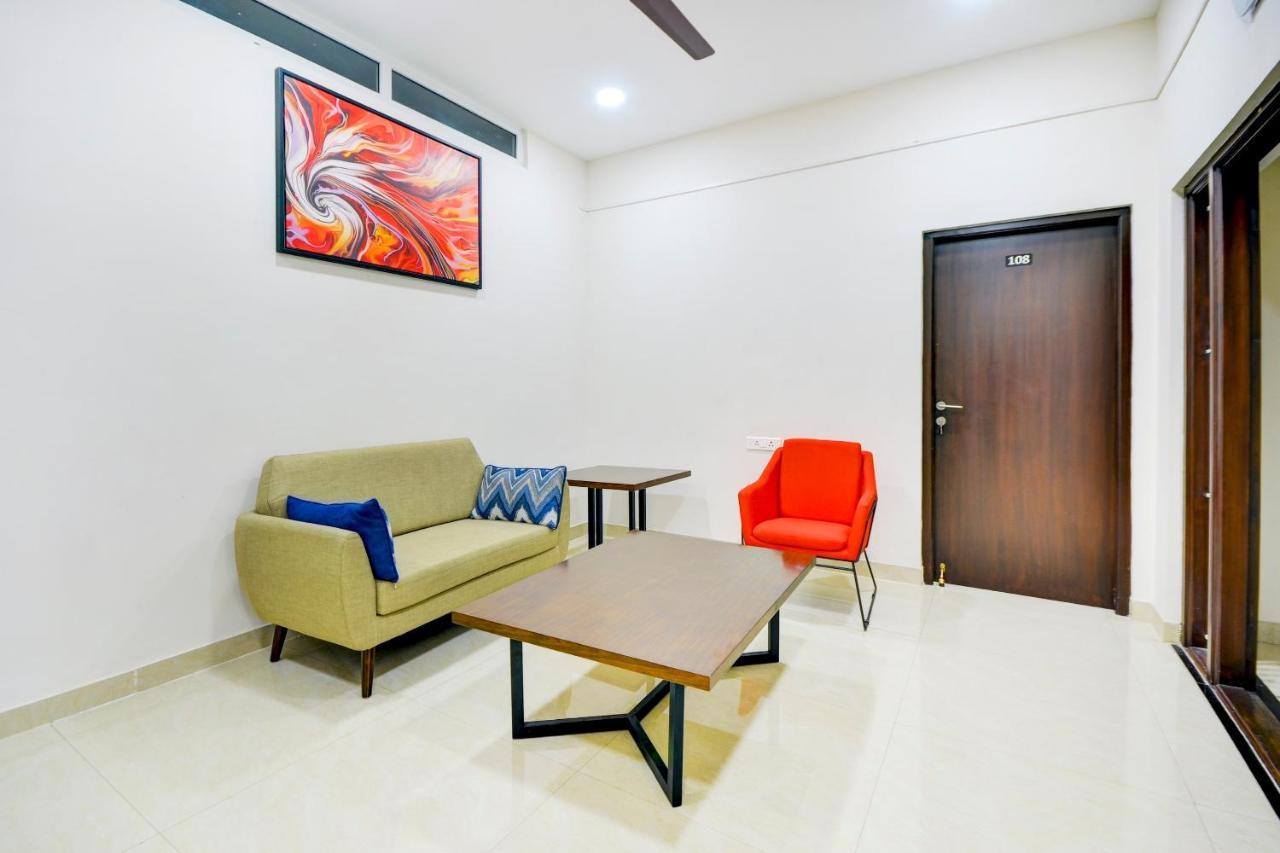 เมย์แฟร์ เซอร์วิซ อพาร์ตเมนต์ Hotel โคอิมบาทอร์ ภายนอก รูปภาพ