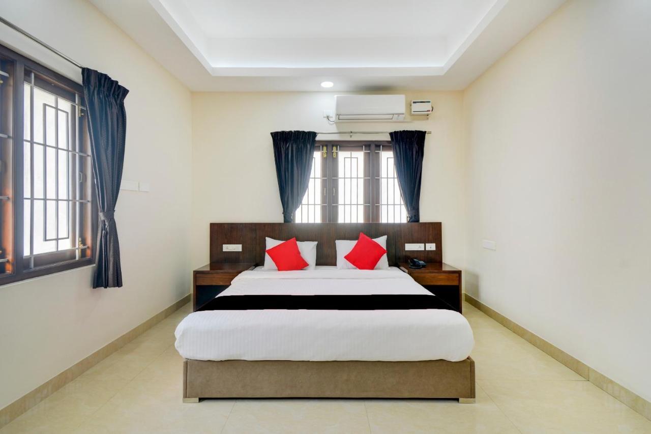 เมย์แฟร์ เซอร์วิซ อพาร์ตเมนต์ Hotel โคอิมบาทอร์ ภายนอก รูปภาพ