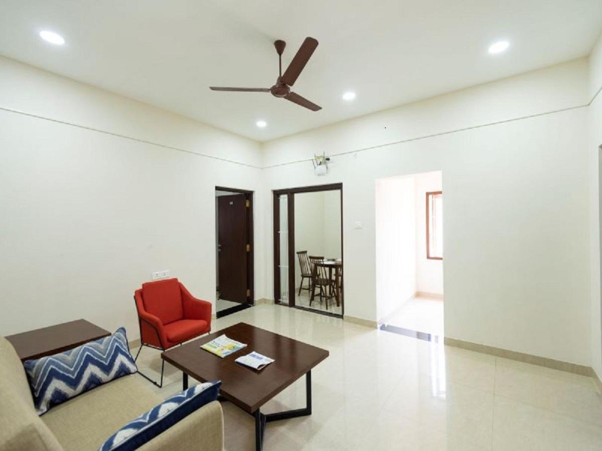 เมย์แฟร์ เซอร์วิซ อพาร์ตเมนต์ Hotel โคอิมบาทอร์ ภายนอก รูปภาพ