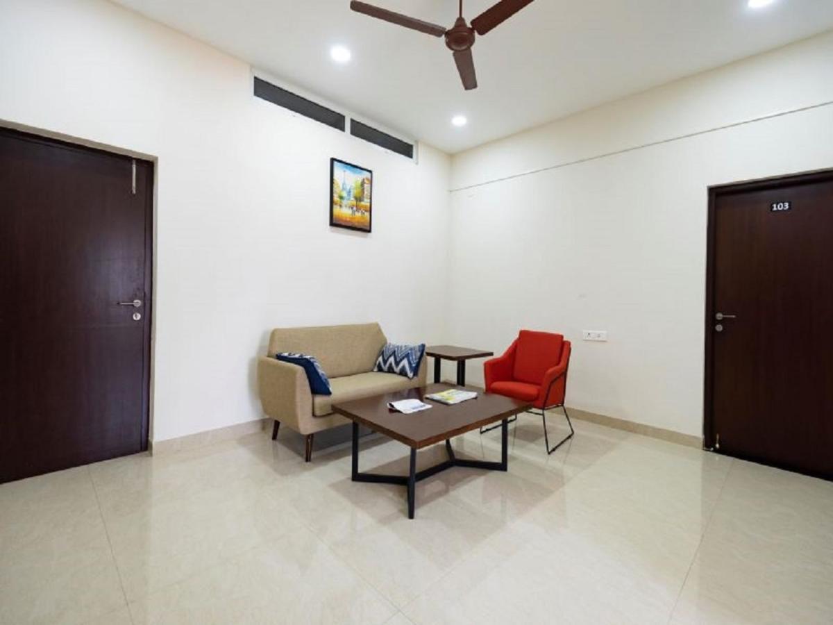 เมย์แฟร์ เซอร์วิซ อพาร์ตเมนต์ Hotel โคอิมบาทอร์ ภายนอก รูปภาพ
